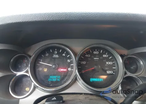 2007 Chevrolet Silverado 1500 Lt1 z USA, uszkodzony, nr VIN 2GCEK19JX71669943